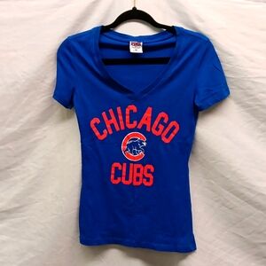 Pink Victoria's Secret with 5th & Ocean Chicago Cubs tee shirt Medium